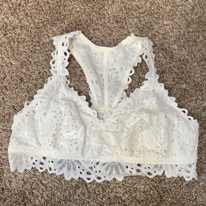 American Eagle White Floral Bralette
